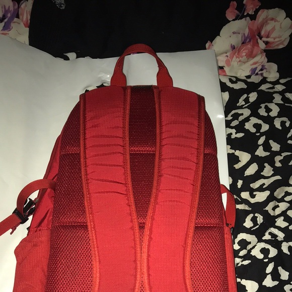 Supreme SS/16 Red Backpack - Picture 3 of 7